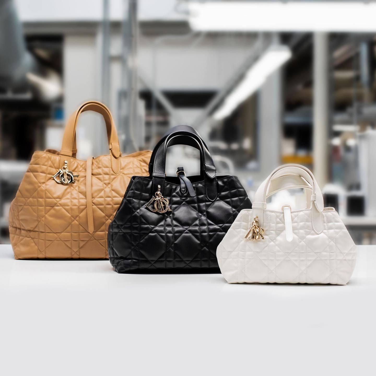 【どんな場面でも◎】Dior TOUJOURS バッグ ミディアム 4色展開